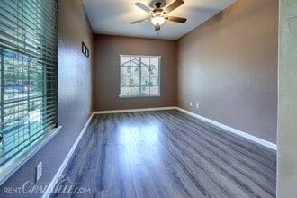 2822 E Granada Ave. in Fresno, CA - Building Photo - Building Photo