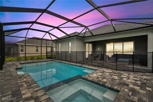 15060 Pinehurst Ln in Punta Gorda, FL - Building Photo