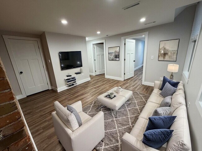 2153 Loth St in Cincinnati, OH - Building Photo - Building Photo