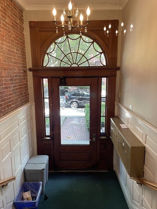 400 Marlborough St, Unit 7 in Boston, MA - Foto de edificio