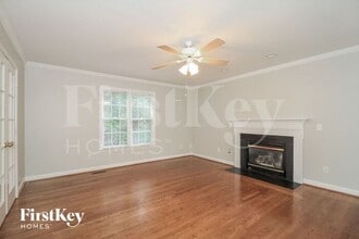 125 Rustinburg Ct in Clemmons, NC - Building Photo - Building Photo