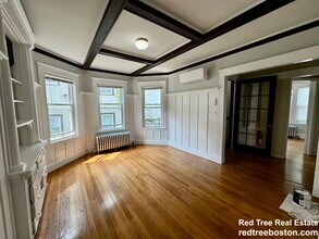 29 Boulevard Ter, Unit 1 in Boston, MA - Building Photo - Building Photo