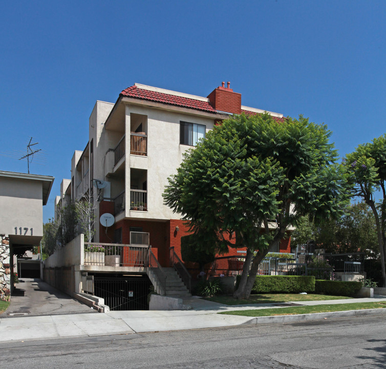 1173 Justin Ave in Glendale, CA - Foto de edificio