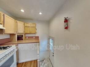 262 E Whitlock Ave in South Salt Lake, UT - Building Photo - Building Photo