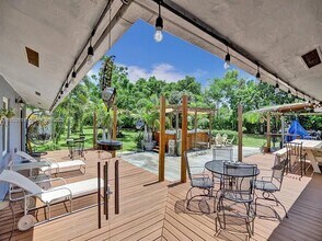 37225 SW 214th Ave in Homestead, FL - Building Photo - Building Photo