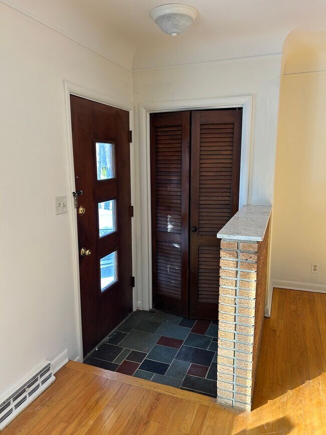 315 Hazelwood Ave in Ann Arbor, MI - Building Photo - Building Photo