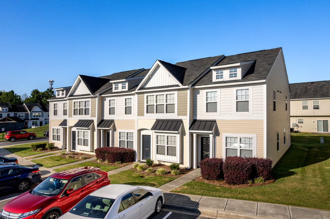 Calloway Glen in Charlotte, NC - Building Photo - Building Photo