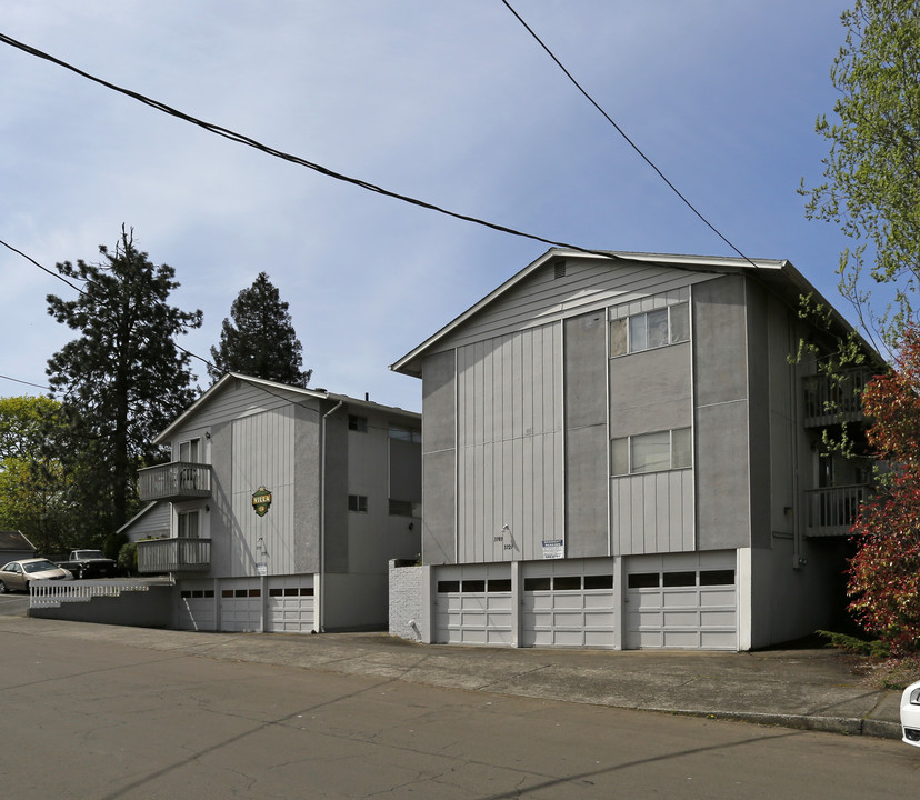 Villa 34 Apartments in Portland, OR - Building Photo