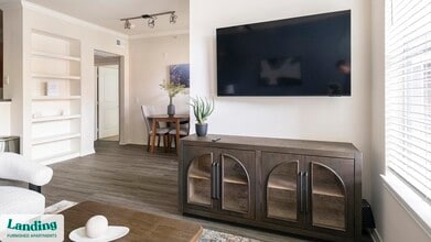 8989 West Rd in Houston, TX - Building Photo - Building Photo