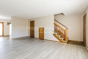 537 Scott County Rd in Kingsport, TN - Building Photo