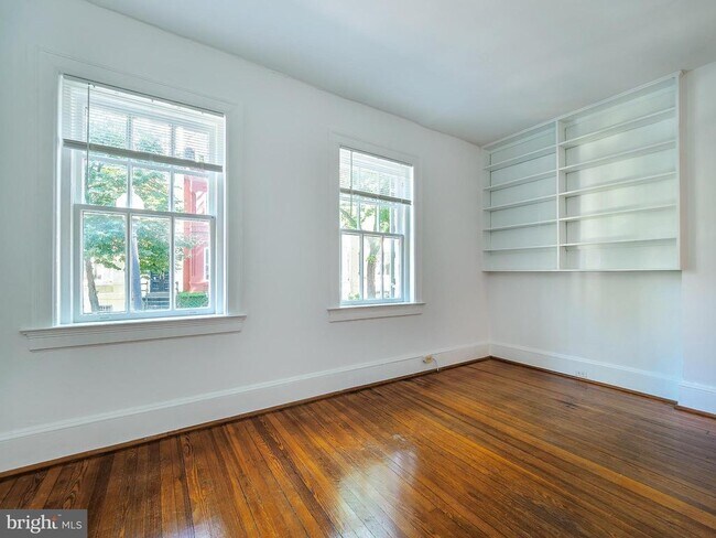 2908 Q St NW in Washington, DC - Foto de edificio - Building Photo