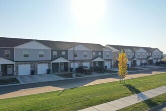 583 Tiller Dr in Sugar City, ID - Building Photo - Building Photo