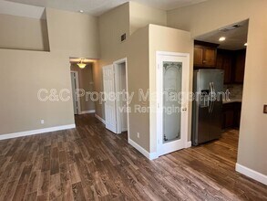 1241 Inglewood Ct in Lodi, CA - Building Photo - Building Photo