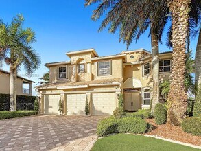 5028 SW 170th Ave in Miramar, FL - Building Photo - Building Photo