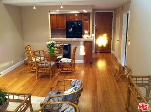 8512 Tuscany Ave-Unit -403 in Los Angeles, CA - Building Photo - Building Photo