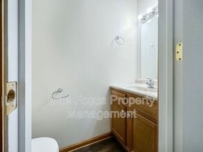 253 Main St in Mill Hall, PA - Building Photo - Building Photo