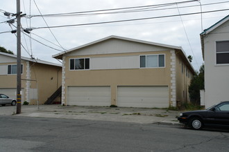 126-136 San Felipe Ave in San Bruno, CA - Foto de edificio - Building Photo