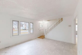 11 Rapple Dr in Colonie, NY - Building Photo - Building Photo