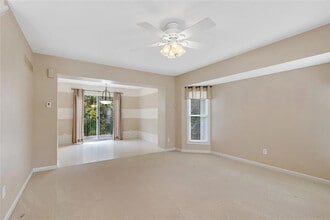 533 Donna Marie Dr in Wentzville, MO - Building Photo - Building Photo