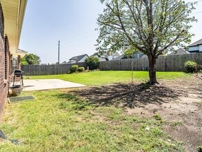 2305 SW 17th St in Bentonville, AR - Building Photo - Building Photo