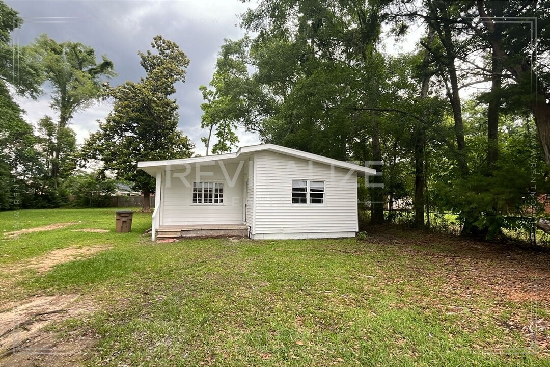 2324 Reneke Ave in Mobile, AL - Building Photo