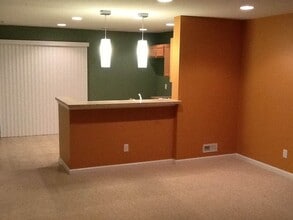 8468 Cromwell Ct in Breinigsville, PA - Building Photo - Building Photo