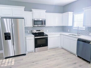 405 E Wilson Ave in Sherman, TX - Building Photo - Building Photo