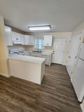 1840 Woodland Ave, Unit 1 in Cookeville, TN - Foto de edificio - Building Photo
