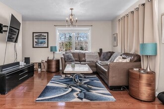 6 Gedney Dr in Peabody, MA - Building Photo - Building Photo