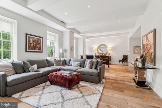 property at 1805 Walnut St