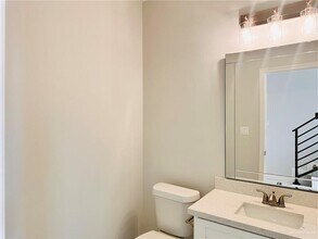 20 N Crown Point in Pharr, TX - Building Photo - Building Photo