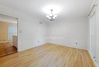 3609 Locust Cir E in Prospect, KY - Foto de edificio - Building Photo