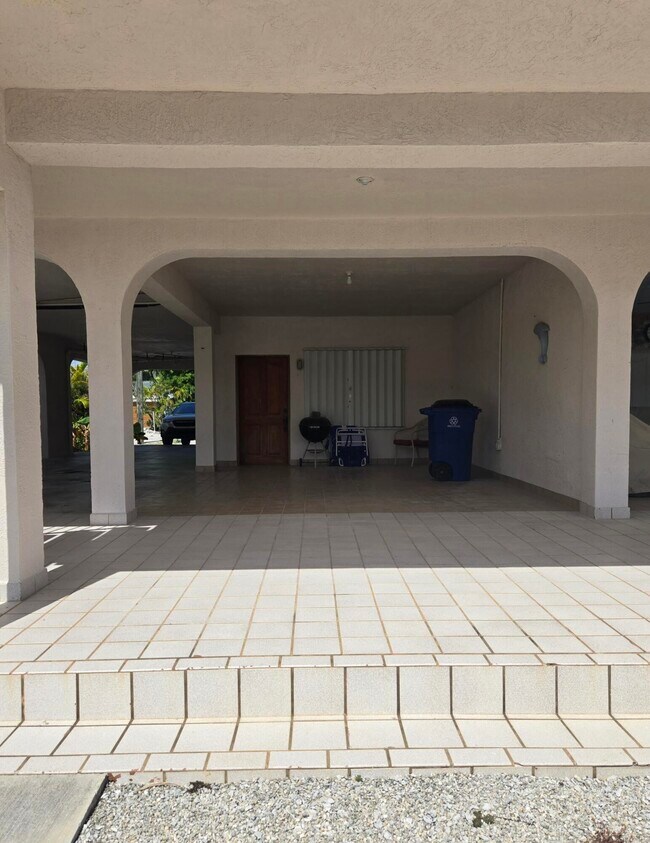 660 11th St in Key Colony Beach, FL - Building Photo - Building Photo
