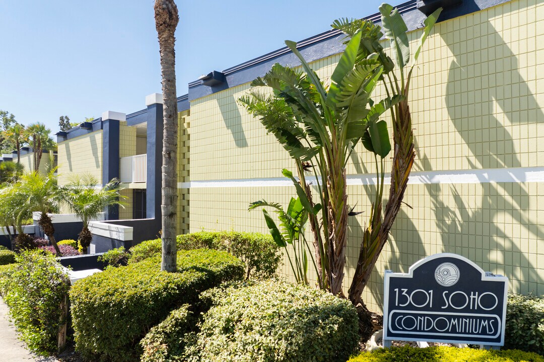 1301 S Howard Ave in Tampa, FL - Foto de edificio