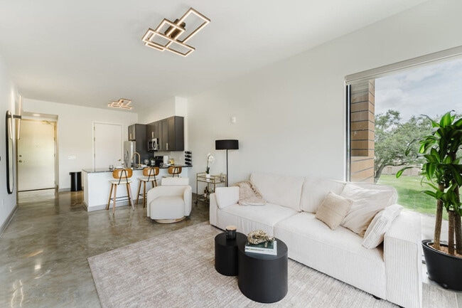 property at 2750 Griffin Rd