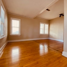 2474 N Bartlett Ave in Milwaukee, WI - Building Photo - Building Photo