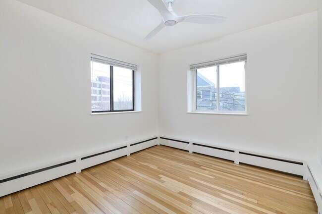 41 Parker Hill Ave, Unit 12