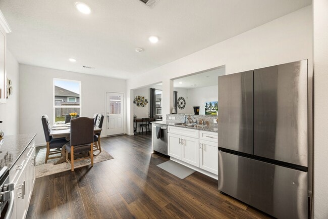 property at 25927 Chicory Dr