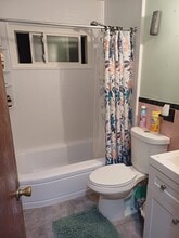 14214 130th Ave, Unit 142-14 130th avenue in Jamaica, NY - Foto de edificio - Building Photo