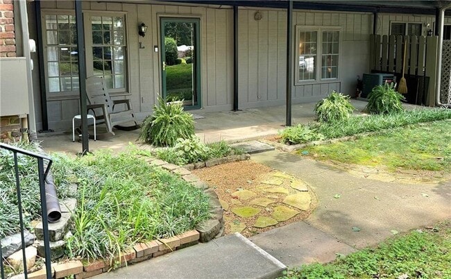 property at 3085 Colonial Way