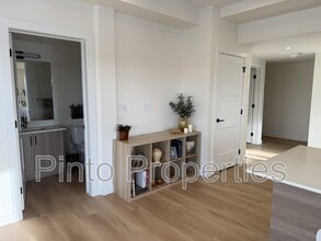 8615-8108 108 St NW in Edmonton, AB - Building Photo - Building Photo