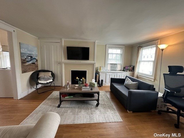 81 New St, Unit 2 in Huntington, NY - Building Photo - Building Photo
