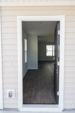 418 Coconut Dr in Bloomingdale, GA - Building Photo - Building Photo