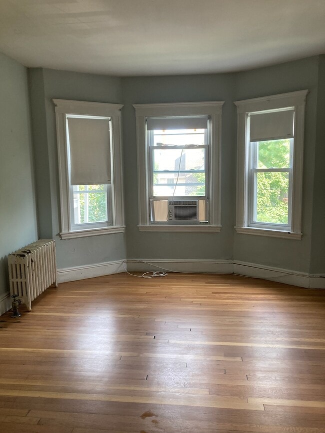15 Radnor Rd, Unit 1 in Boston, MA - Foto de edificio - Building Photo