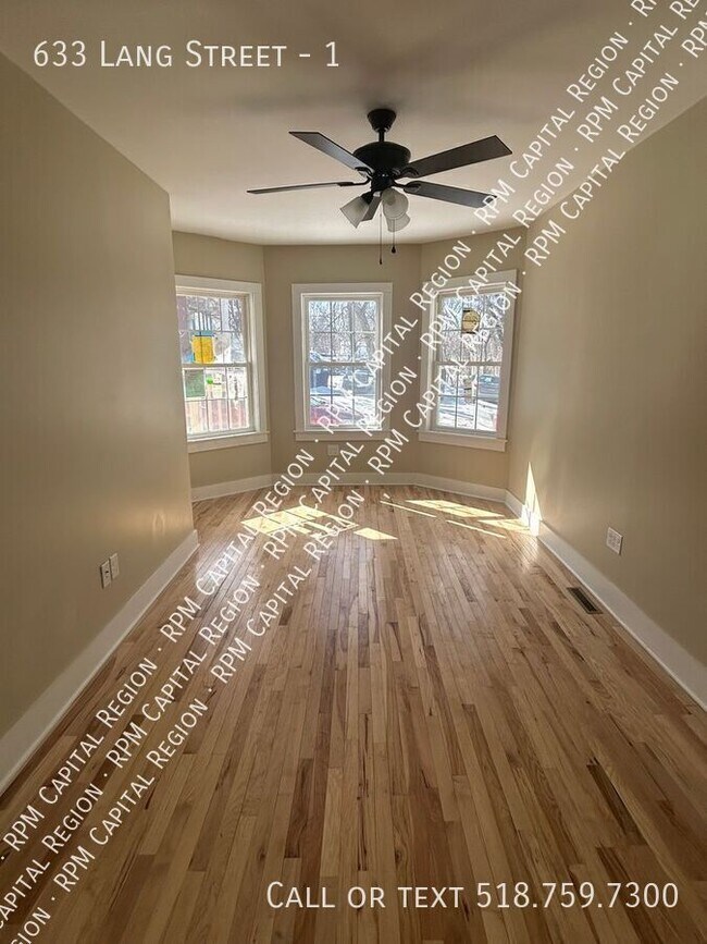 633 Lang St in Schenectady, NY - Building Photo - Building Photo