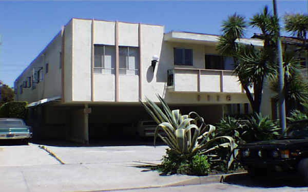 1116 S Wooster St in Los Angeles, CA - Building Photo