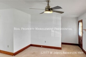 12977 W James Anderson Hwy in Buckingham, VA - Building Photo - Building Photo