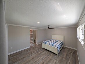 4368 Marine Pkwy in New Port Richey, FL - Building Photo - Building Photo