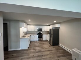 800 S 4th St in Stoughton, WI - Building Photo