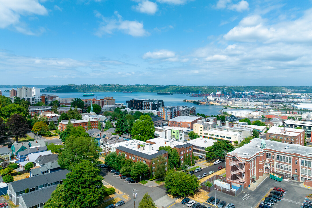 The Carlton in Tacoma, WA - Building Photo